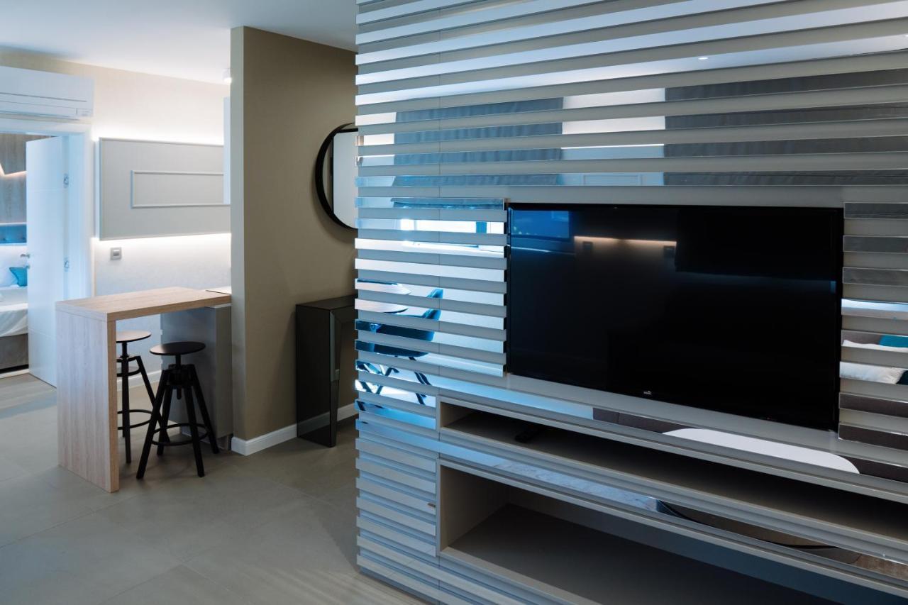 Lena Luxury Ii Apartament *