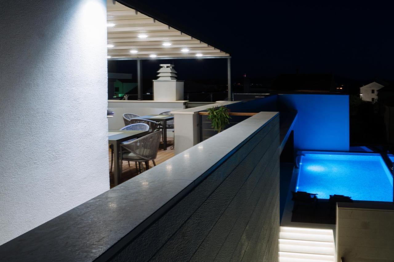 Apartament Lena Luxury Ii